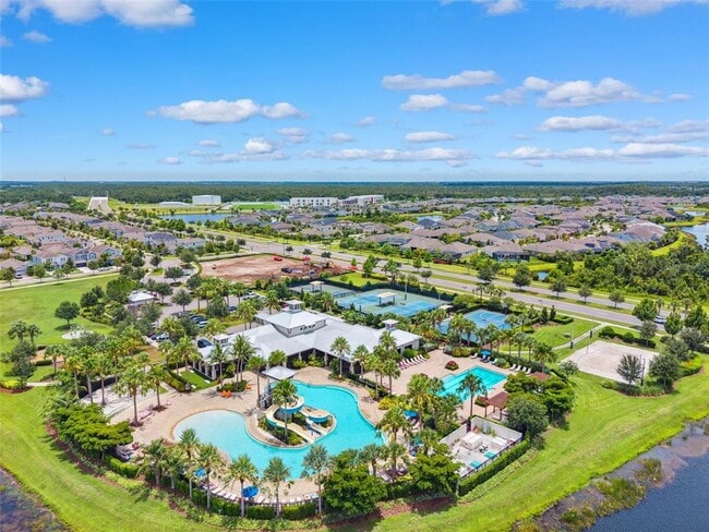5601 Limelight Dr in Apollo Beach, FL - Building Photo - Building Photo