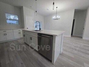 7958 N Oberon Terrace in Citrus Springs, FL - Building Photo - Building Photo