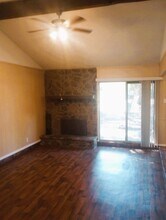 6628 Harrison Way in Watauga, TX - Foto de edificio - Building Photo