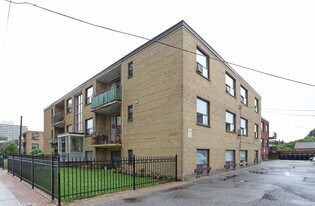 184 Marlee Ave in Toronto, ON - Building Photo