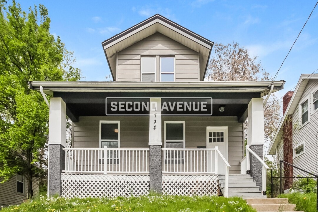 1734 Gilsey Ave in Cincinnati, OH - Building Photo