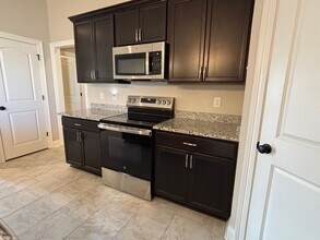 350 Hendry Dr in Bossier City, LA - Building Photo - Building Photo