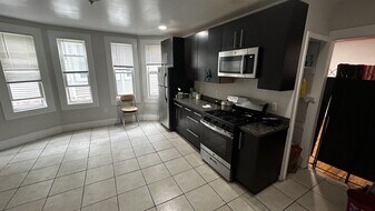 3149 Washington St, Unit 2 in Boston, MA - Building Photo