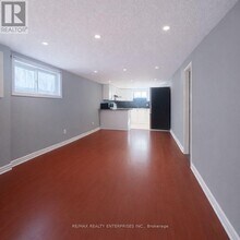 621 Gibb St in Oshawa, ON - Building Photo - Building Photo