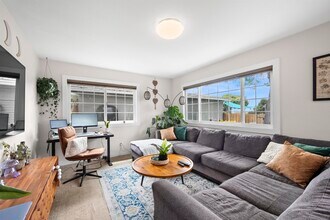 17971 Ebers St in San Diego, CA - Building Photo - Building Photo
