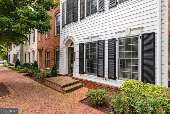 property at 1720 Carpenter Rd