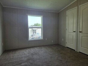 9 Viber in Hamburg, NY - Building Photo - Building Photo
