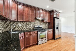 1523 Ellsworth St in Philadelphia, PA - Building Photo