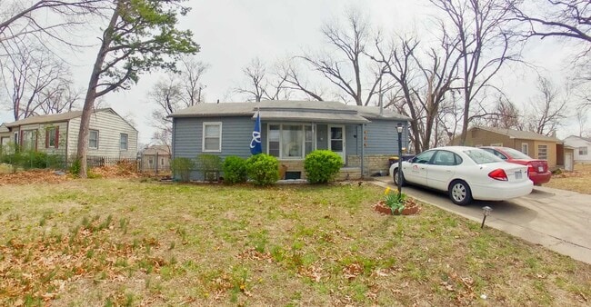 property at 213 Summit Ave