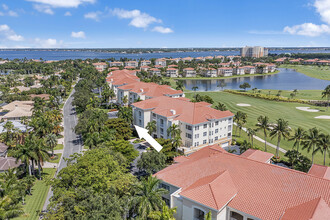 11100     Harbour Yacht Ct in Ft. Myers, FL - Building Photo - Building Photo