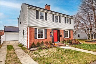 11 Elmcroft Ave in Providence, RI - Building Photo - Building Photo