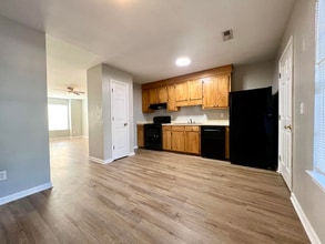 4062 Cedars Pkwy in North Charleston, SC - Building Photo - Building Photo