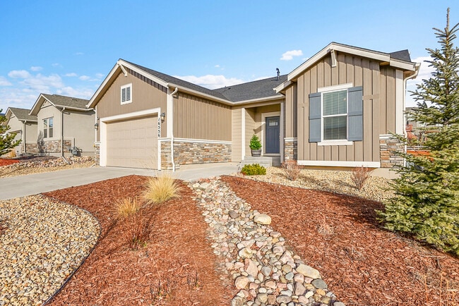 16556 Hallmark Trl in Monument, CO - Building Photo - Building Photo