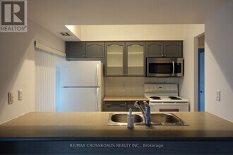 410 Queens Quay W in Toronto, ON - Building Photo - Building Photo
