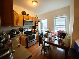 10 Folsom St, Unit 1 Folsom- unit 3 in Boston, MA - Building Photo