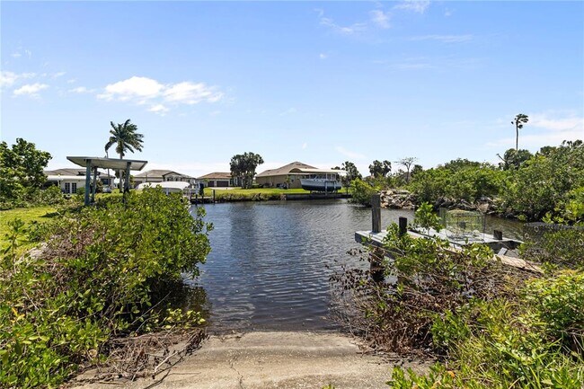 4020 Palm Dr in Punta Gorda, FL - Building Photo - Building Photo