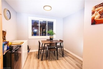 67 Karen Walk in Waterloo, ON - Building Photo - Building Photo