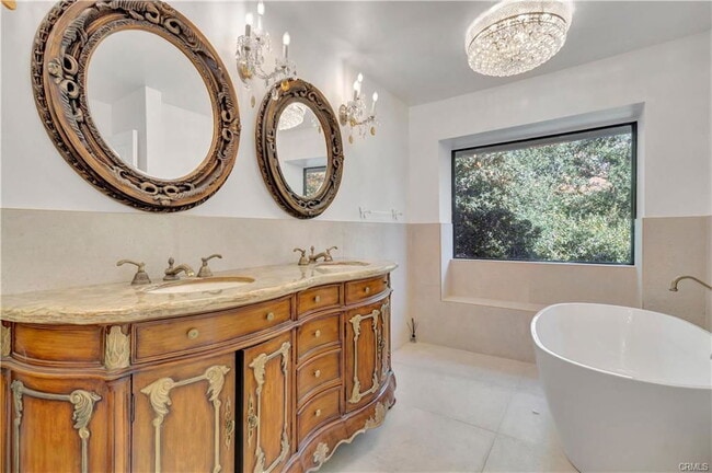 119 Bell Cyn Rd in Bell Canyon, CA - Building Photo - Building Photo