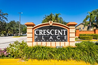 Crescent Place in Altamonte Springs, FL - Building Photo - Building Photo