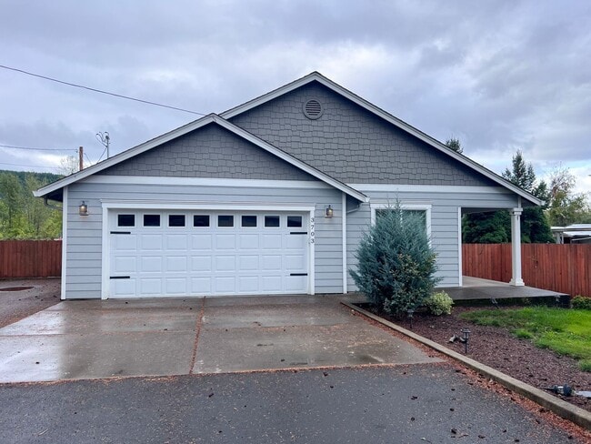 property at 3703 Long St