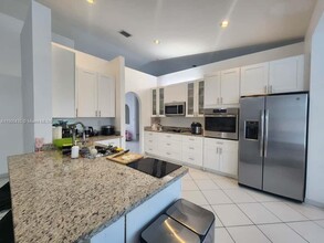 15234 SW 140th St in Miami, FL - Building Photo - Building Photo