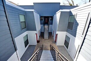 4033 Gilbert Ave in Dallas, TX - Building Photo