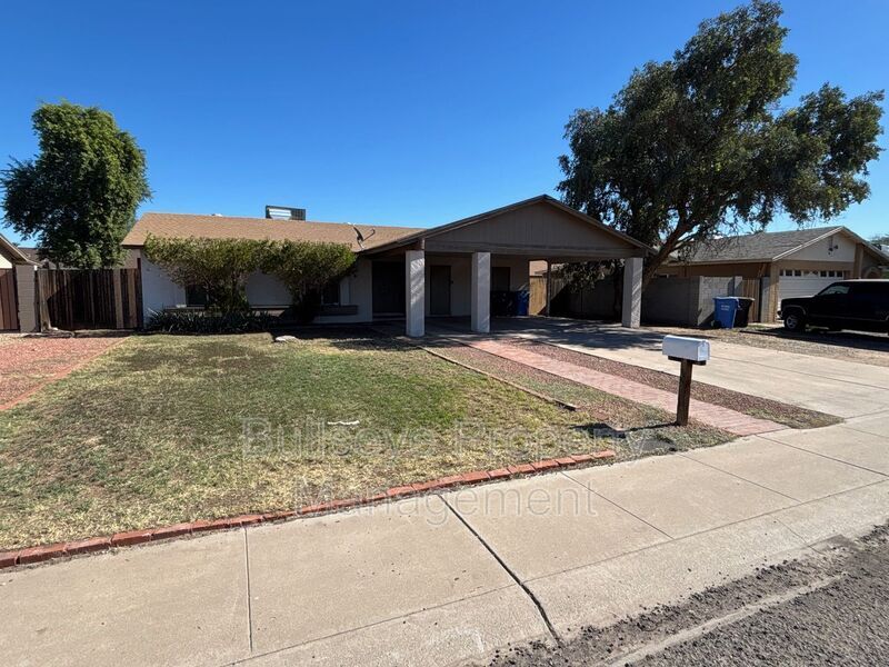 4625 N 75th Ln in Phoenix, AZ - Building Photo