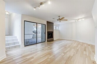 2507 Quarry Rd, Unit D in Austin, TX - Building Photo - Building Photo