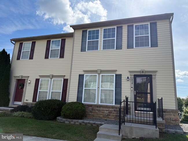 property at 634 Tantallon Ct