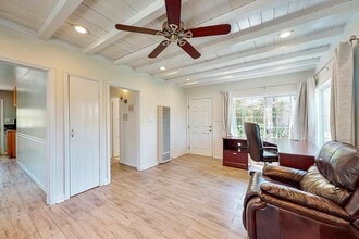 251 Avenida Rosa in San Clemente, CA - Building Photo - Building Photo