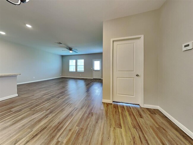 property at 871 Bunton Reserve Blvd