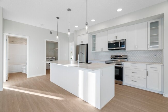 33 Carringham Gate NW in Calgary, AB - Building Photo - Building Photo