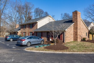 Emory Place in Nashville, TN - Foto de edificio - Building Photo