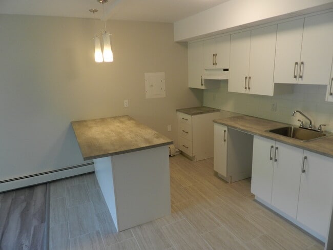 property at 7 Rufus Ave