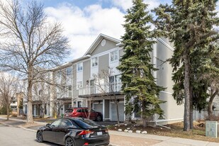 3-11 Patro St in Ottawa, ON - Building Photo