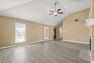 4411 Leyland Dr in Pearland, TX - Building Photo - Building Photo