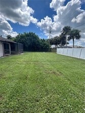 419 Robert Ave in Lehigh Acres, FL - Building Photo - Building Photo