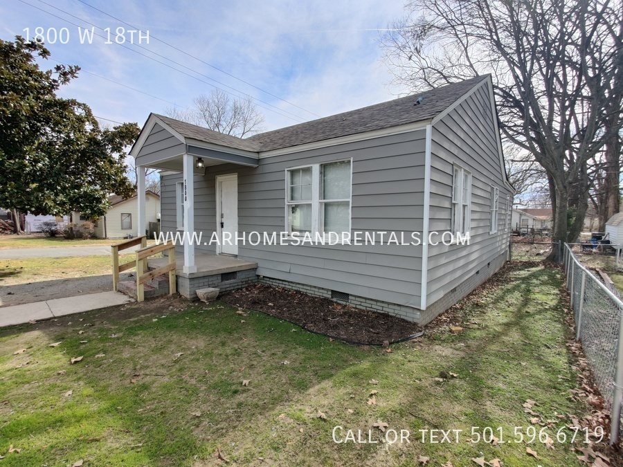 1800 W 18th St in North Little Rock, AR - Building Photo