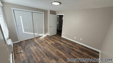 3 Henry Terrace, Unit 12B in Worcester, MA - Foto de edificio - Building Photo