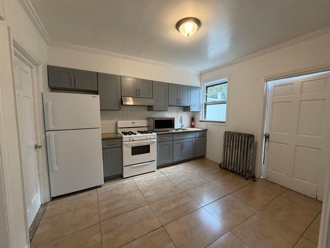 property at 607 18th St