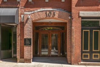 James English Building in New Haven, CT - Foto de edificio - Building Photo