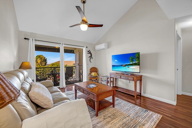 3950 Kalai Waa St, Unit M202 in Kihei, HI - Foto de edificio - Building Photo