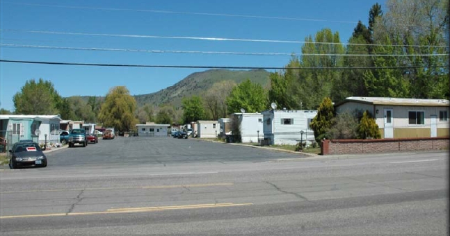 Klamath Mobile Estates in Klamath Falls, OR - Foto de edificio