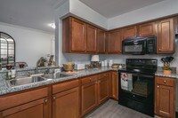 Building Photo - Landmark Hattiesburg Apartments in Hattiesburg, Mississippi