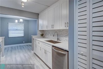 1704 Andros Isle in Coconut Creek, FL - Building Photo - Building Photo