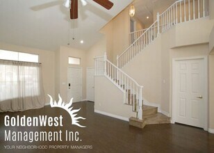 3390 Syvella Ct in Las Vegas, NV - Building Photo - Building Photo