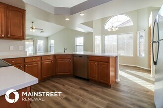 9015 S 50th Ln in Phoenix, AZ - Building Photo - Building Photo