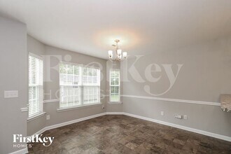2194 Longburn Dr in Kernersville, NC - Building Photo - Building Photo