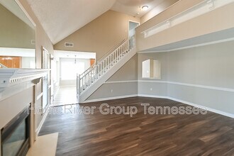 5246 Autumn Forrest Dr in Memphis, TN - Building Photo - Building Photo