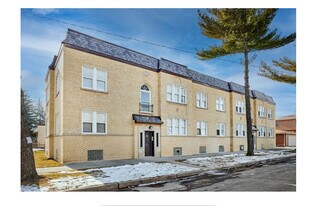 5709 W Seminole St in Chicago, IL - Building Photo